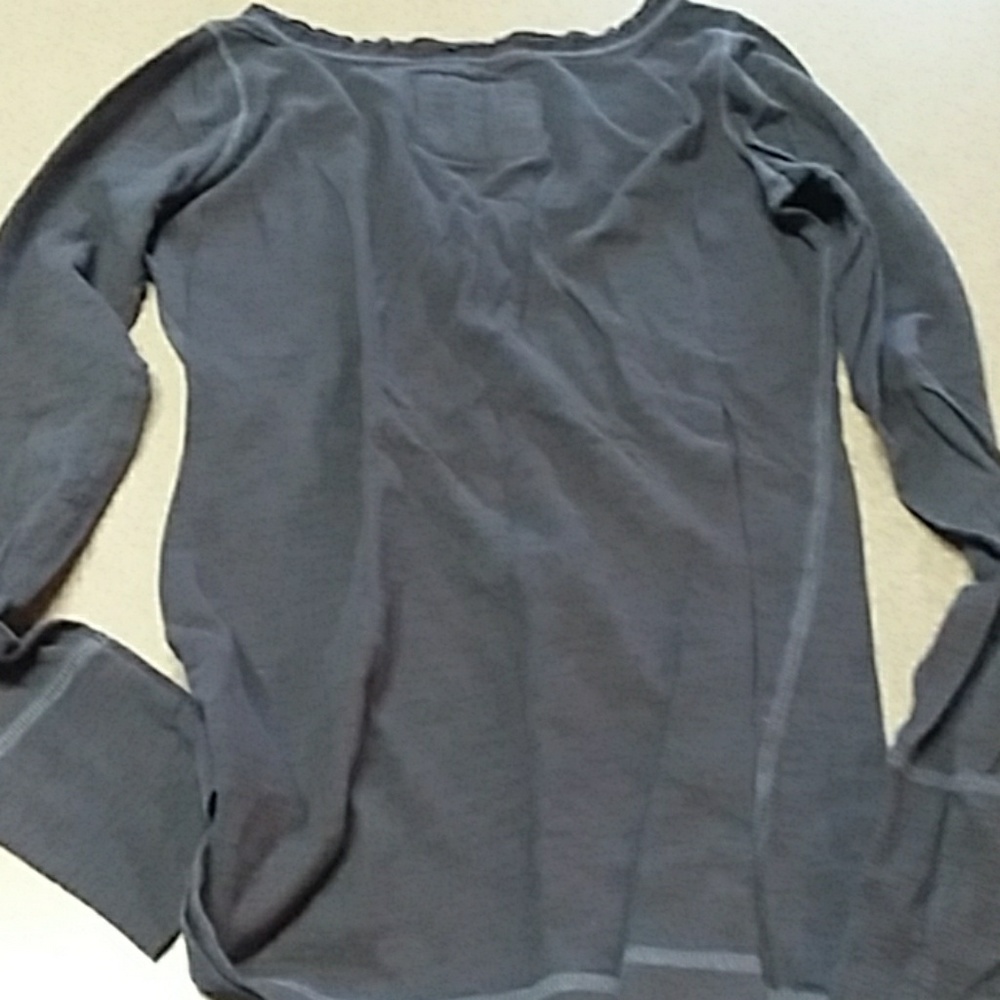 Shirt - Picture 4 of 4